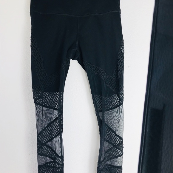 Sold VICTORIA SECRET SPORT PANT - Picture 2 of 4